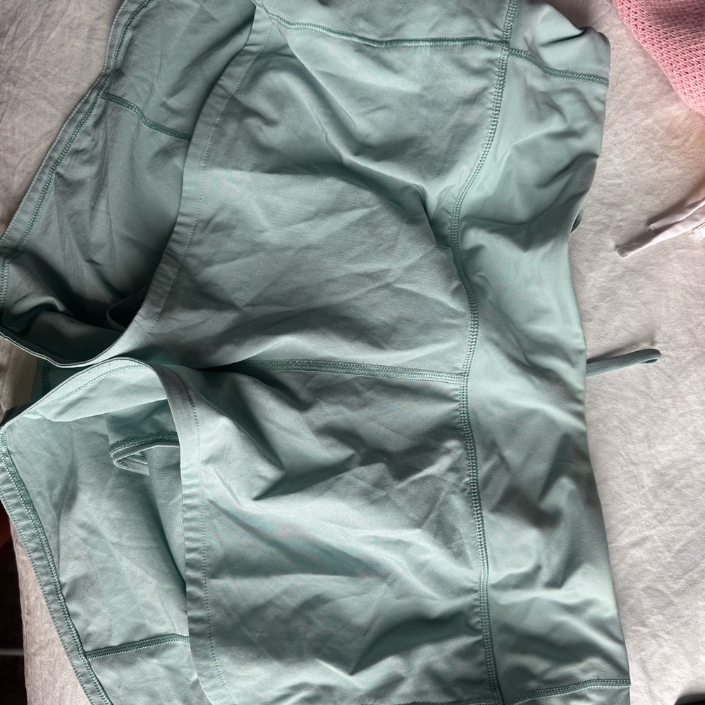 Lululemon 2.5 shorts